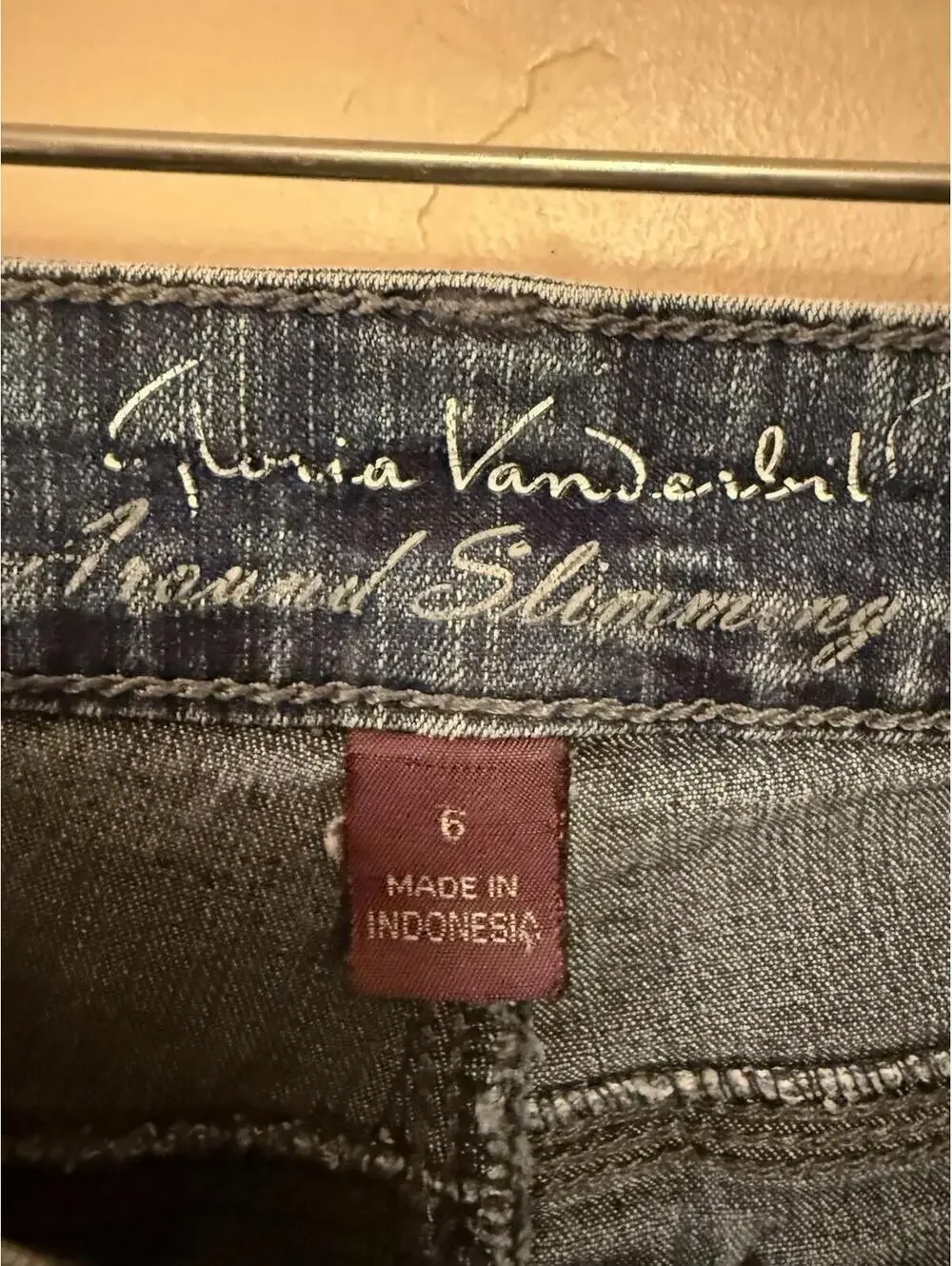 gloria vanderbilt Capri Sz. 6